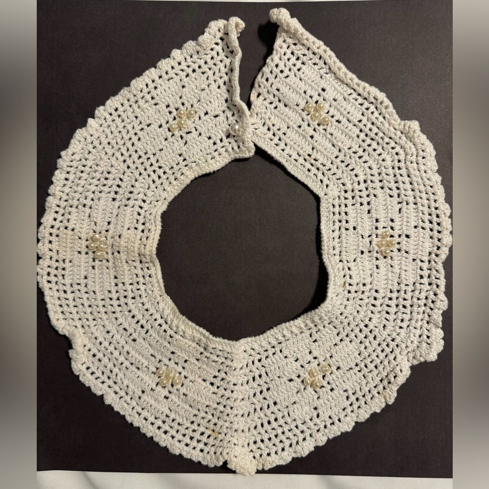 Vintage Collar